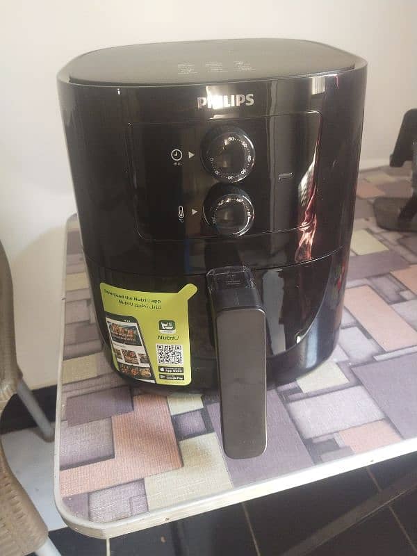 philips air fryer 1 time used like new 0