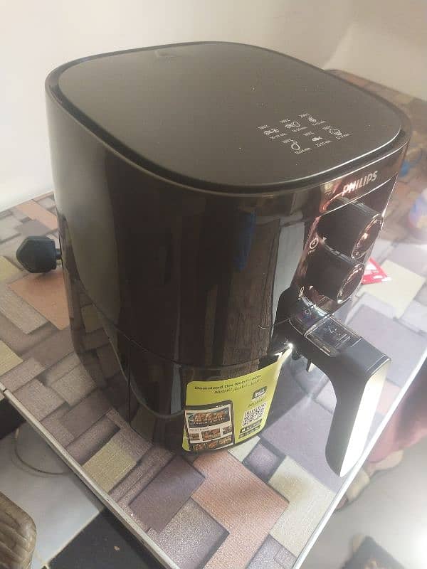 philips air fryer 1 time used like new 2