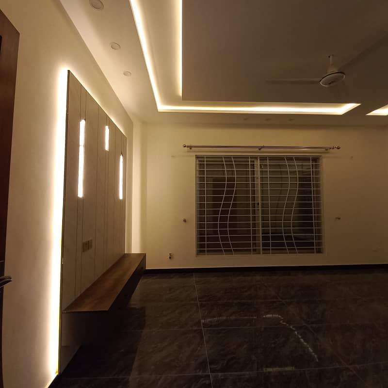 Upper portion for rent in phase 5 bahria town Rawalpindi 10