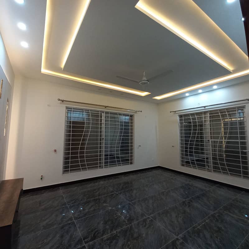 Upper portion for rent in phase 5 bahria town Rawalpindi 11