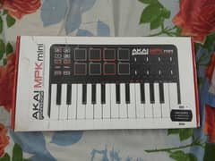 Akai MPK Mini Keyboard/ Midi