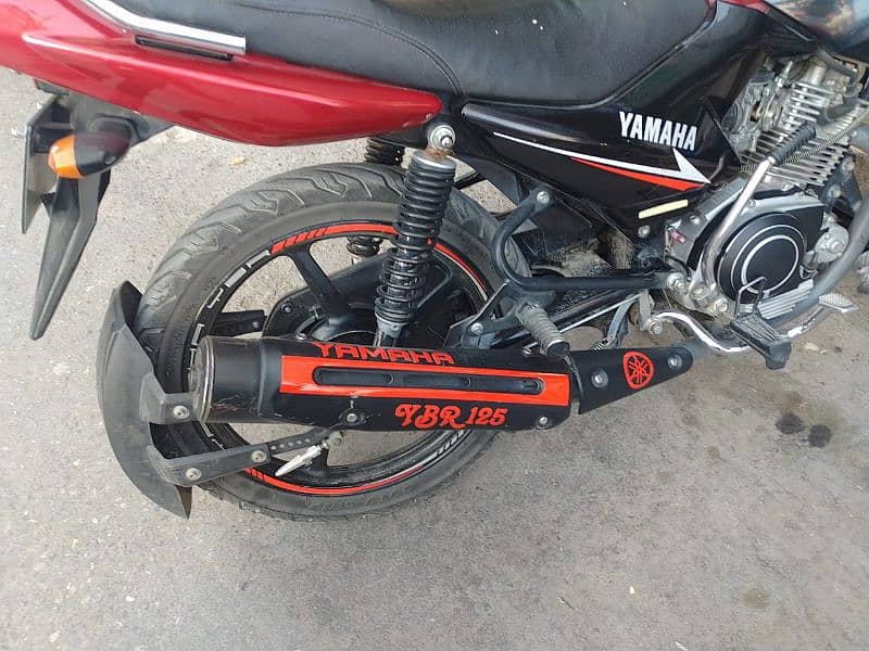 Yamaha ybr 125 red color 5