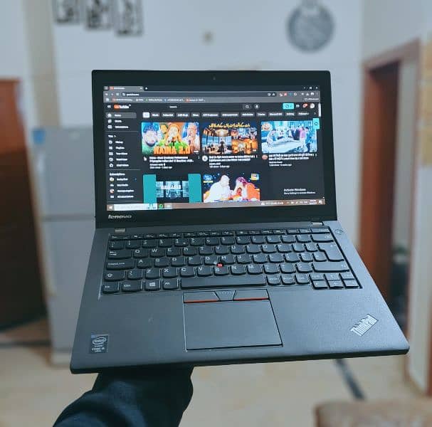 Lenovo laptop think pad v pro 0