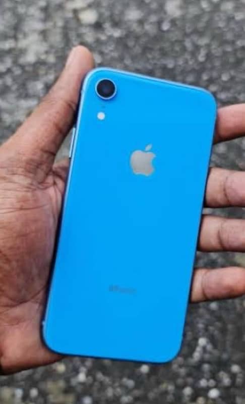 iPhone XR 0