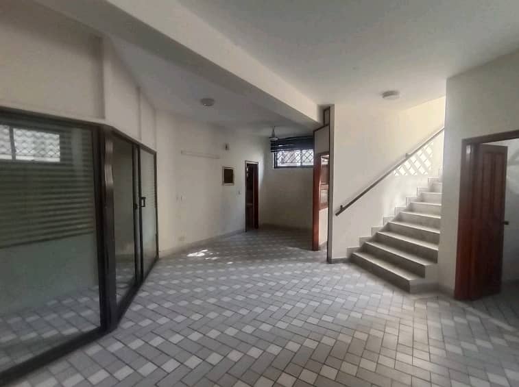 1 Kanal Room For rent In DHA Phase 3 - Block Y 6