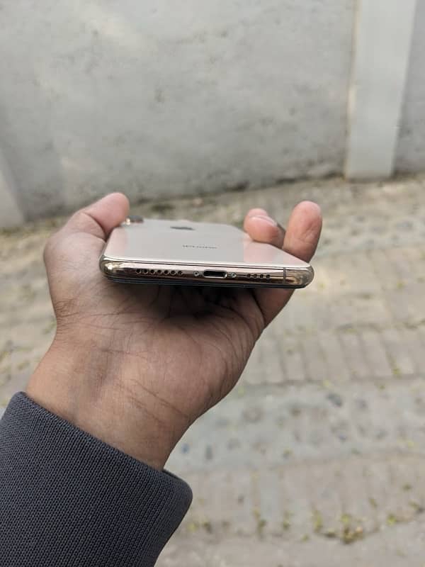 iphone xsmax pta approved 10