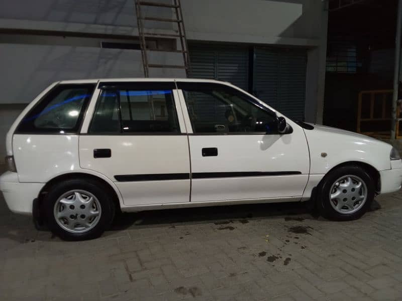 Suzuki Cultus VXR 2015 1