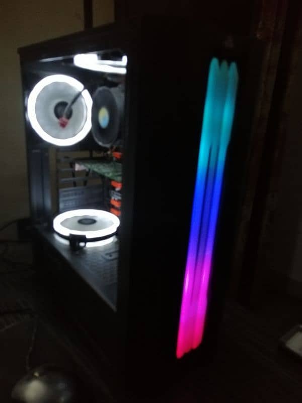 9th gen Gaming pc with rgb case 0