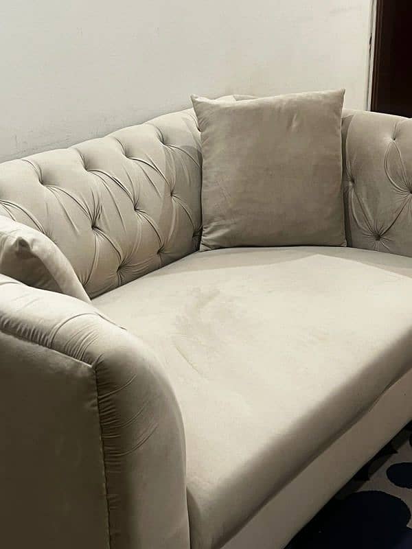 2 seater chester sofa 0