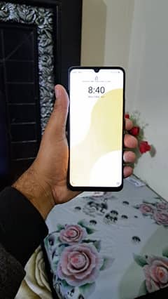 vivo y73