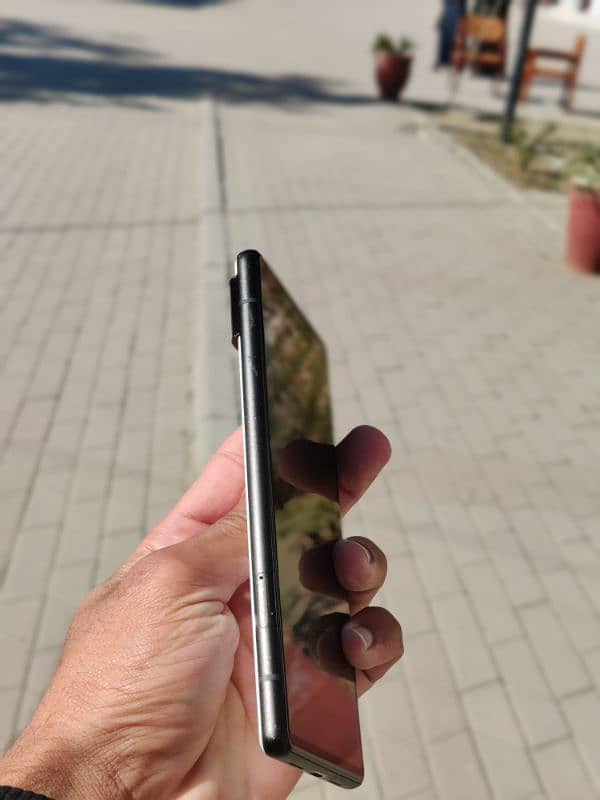 Google pixel 6 128GB Non Pta 4