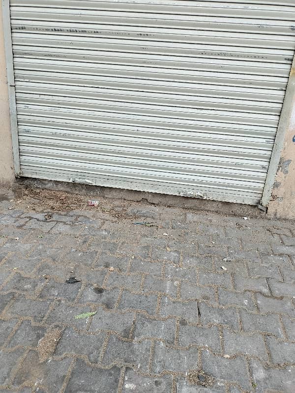 160 SQFT SHOP COMMERCIAL FOR RENT AT GREEN BELT OF ALLAMA IQBAL TOWN 5