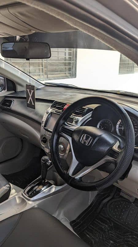 Honda City IVTEC Model 2015 4