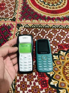 Nokia 1100 and Gresso CR7