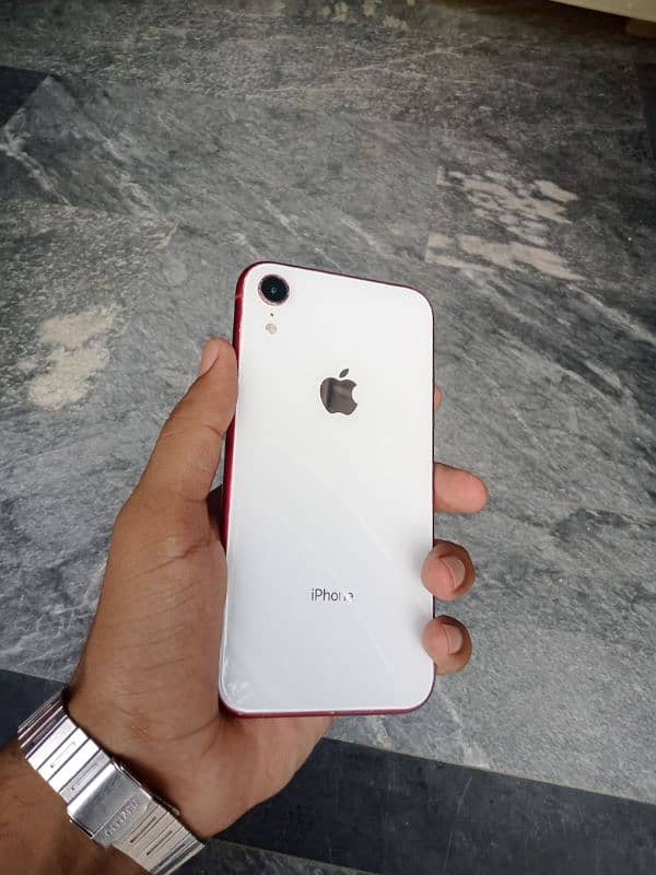 I phone xr non pta facktre unlock 64 gb penal m neshan h no exchange 0