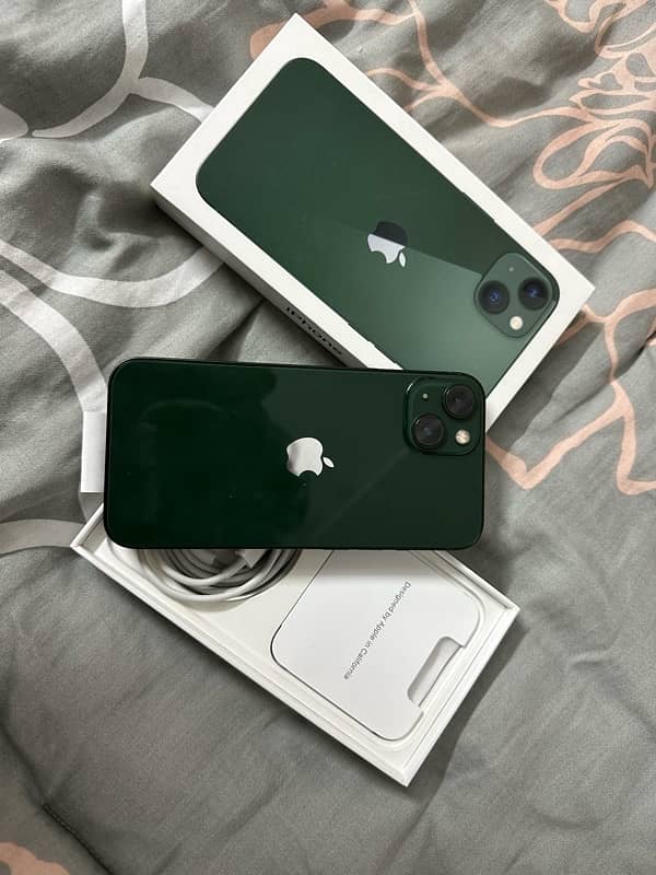 iPhone 13 (Green) 0