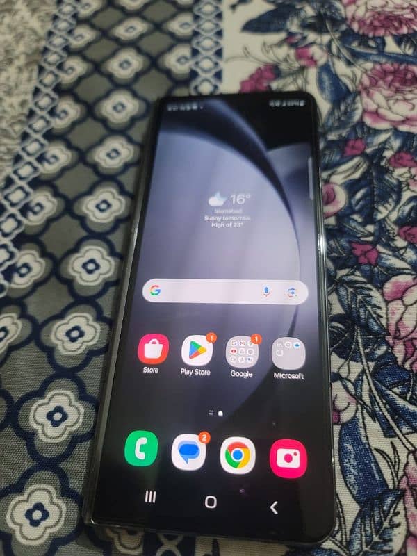 galaxy z fold 5 6