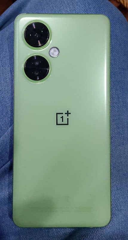 One plus CE3 lite 5G 8+8Ram 256 memory 1