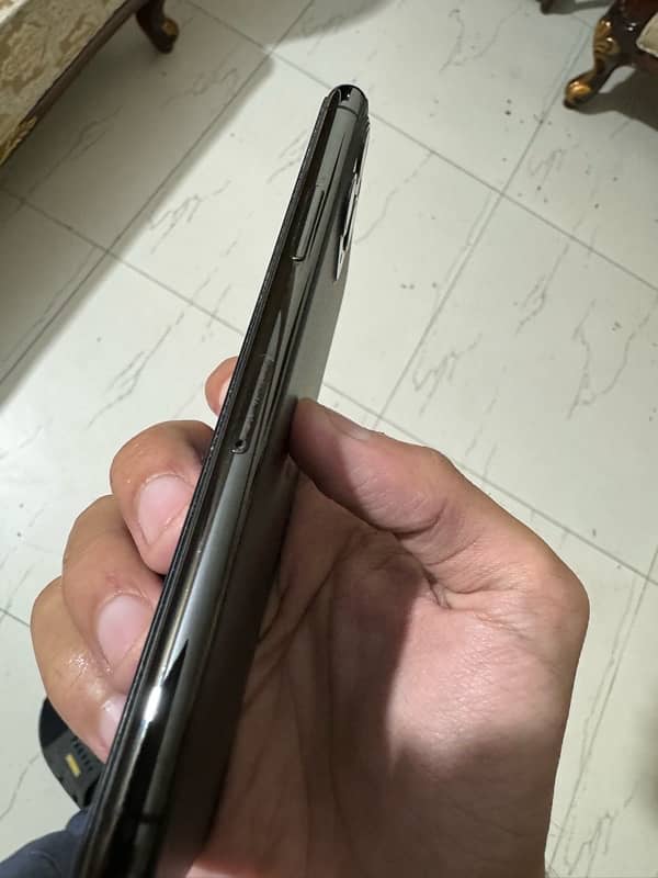 iphone 11 pro pta approved 4