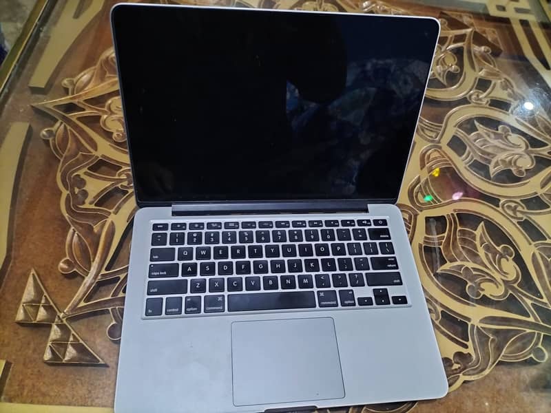 MacBook Pro Retina Display 8Gb Ram 128 ssd 2014 Model 4