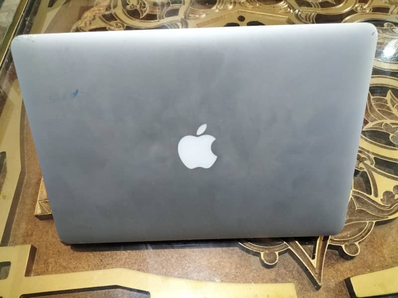 MacBook Pro Retina Display 8Gb Ram 128 ssd 2014 Model 6