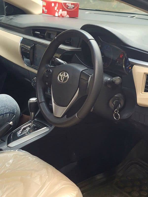 Toyota Corolla Altis 2015 5