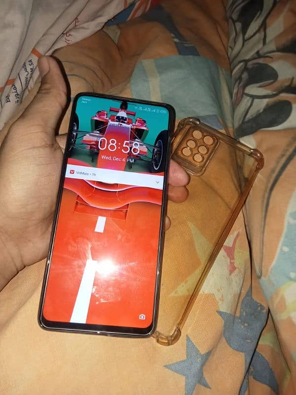 Infinix note 10 pro. . . . 8/128  box or charger Sath ha 2