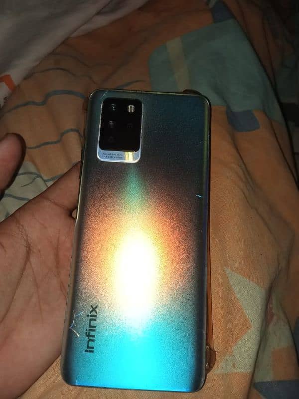 Infinix note 10 pro. . . . 8/128  box or charger Sath ha 6