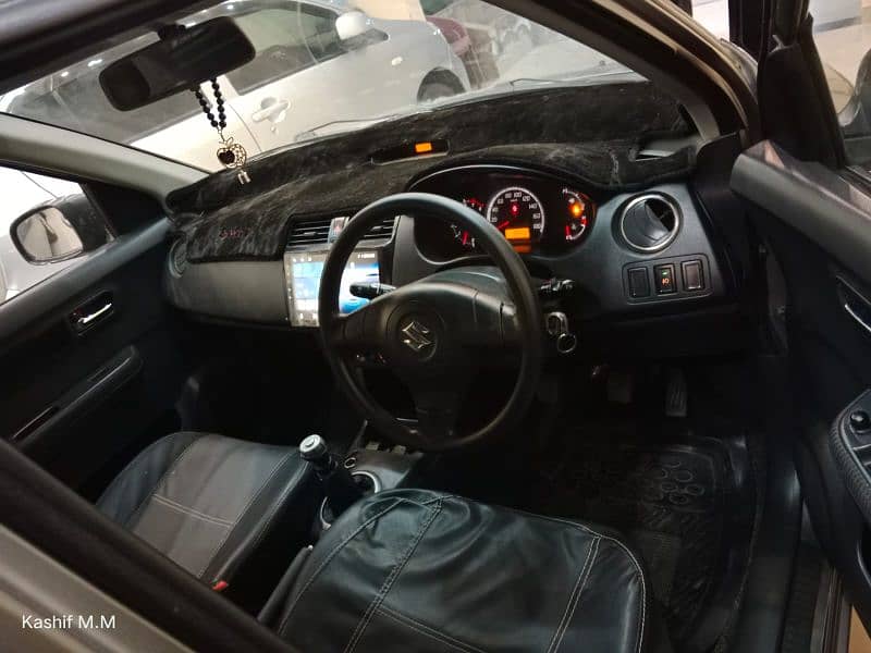 Suzuki Swift Dlx Model 2015 8