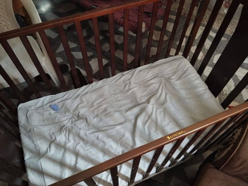 Juniors Branded Baby Cot 0