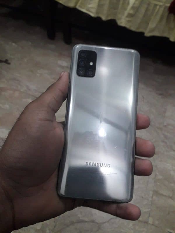 Samsung A51 1