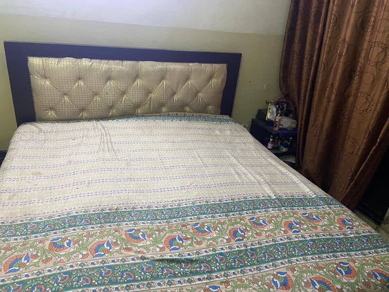 urgent sale king size bed with matress 1