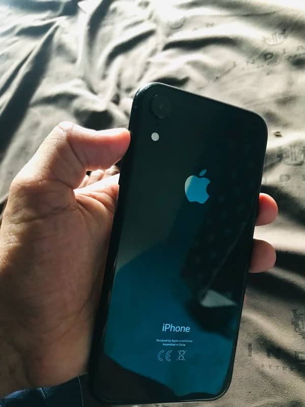 Apple i phone xr 64gb non pta 0