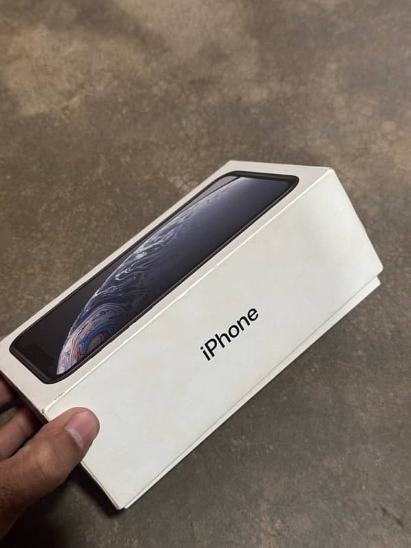 IPHONE XR /jv /64GB /with Box 3