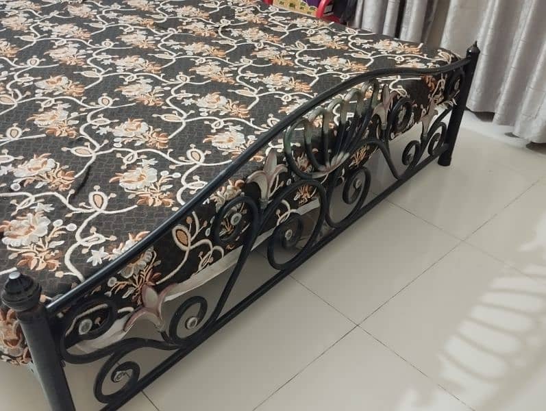 Iron Bed without Mattress 3