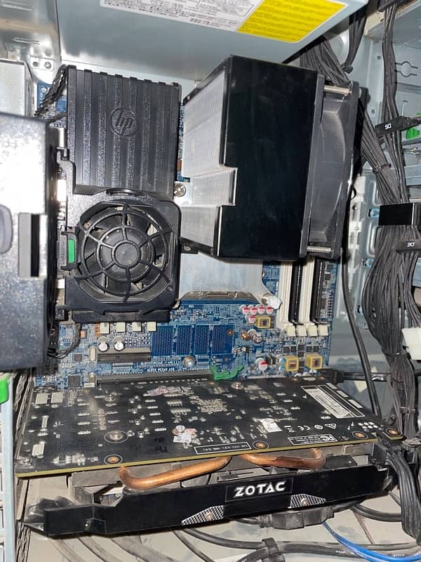 GAMING PC/COMPUTER 4