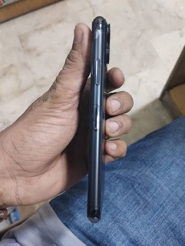 iphone x with box pta aproved 4