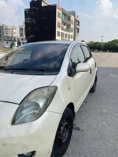 Toyota Vitz 2007