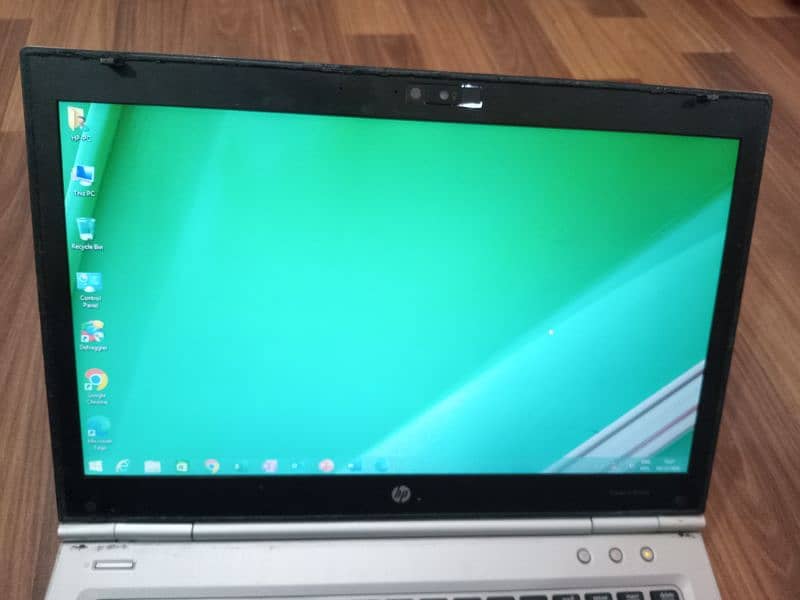 HP Elite Book 8460p 2