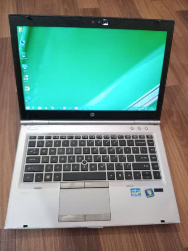 HP Elite Book 8460p 3