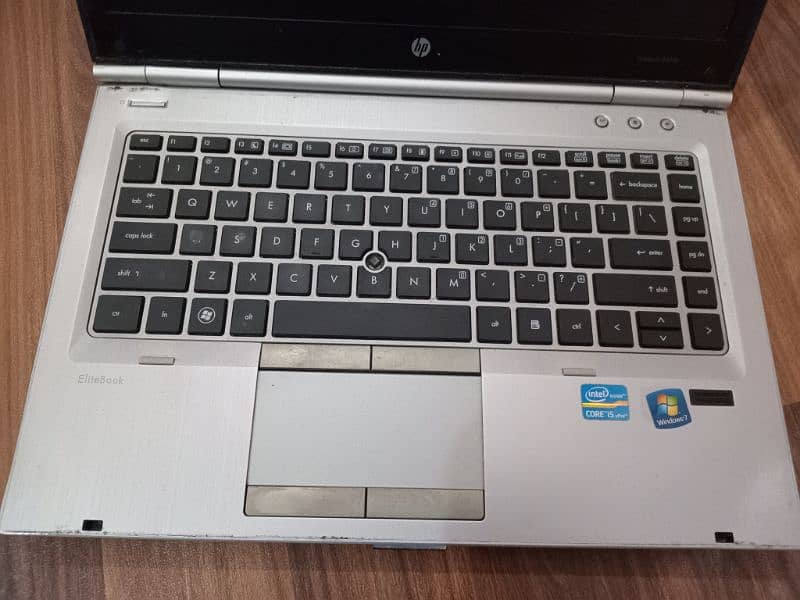 HP Elite Book 8460p 5