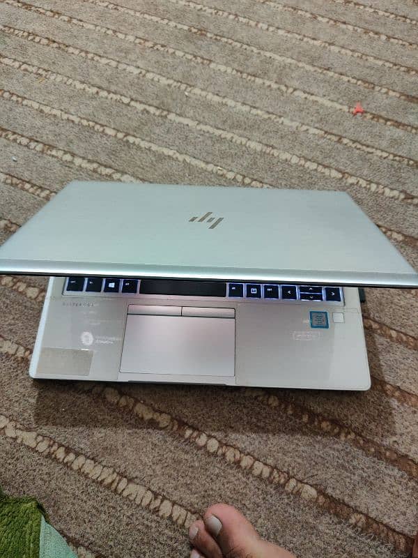 HP elitebook 840 g5 i7 8th gen Touch 4