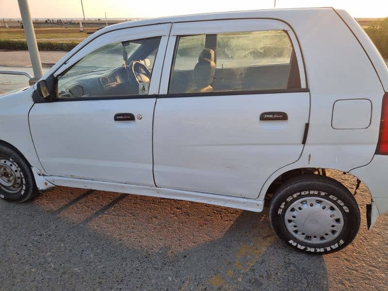 Suzuki Alto 2010 5