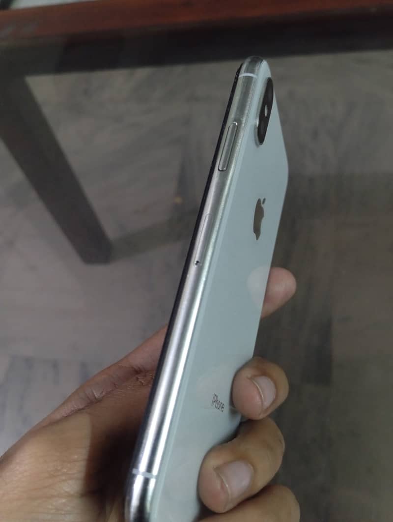 iPhone X 256 PTA 8