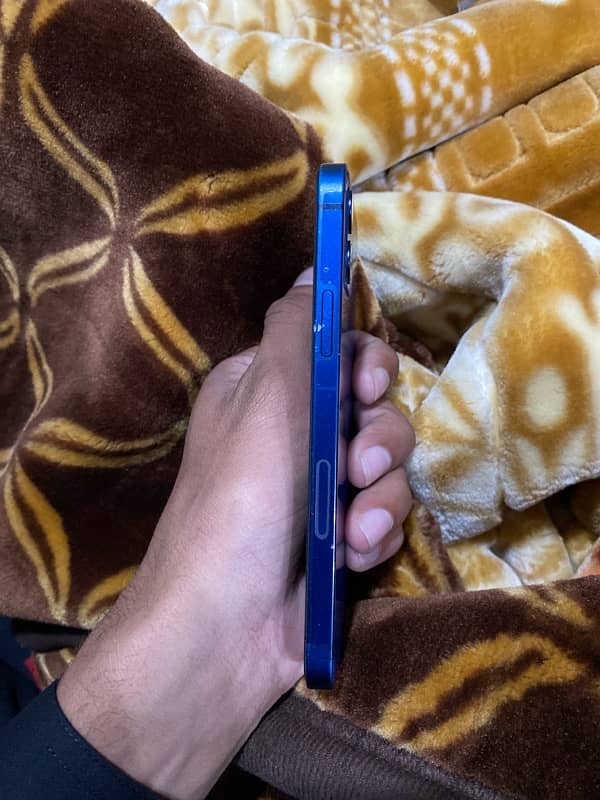 i phone 12 blue 1