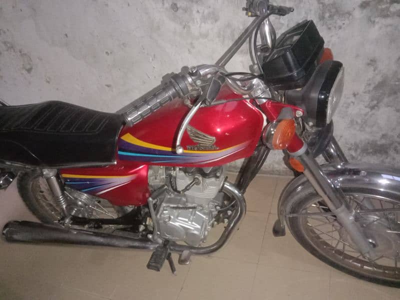 2011 model Honda 125cc argent for sale series bahir rabta ker y 6