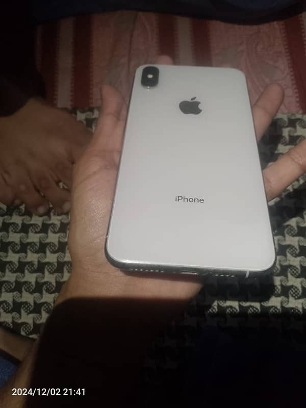 I phone xsmax dual sim pta 0