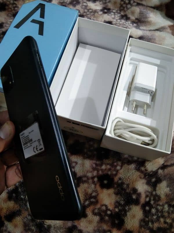 OPPO A16E. Full Box 04GB/64GB. 8