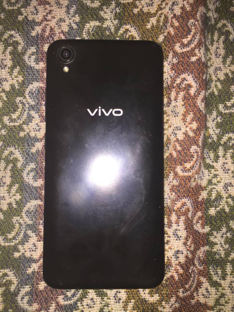 Vivo mobile 2,32 box or charger available exchange possible hai 1