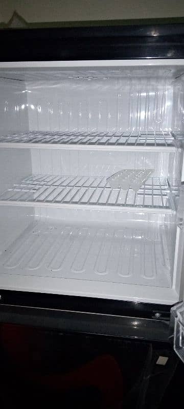 New Pel medium size fridge for sale 19